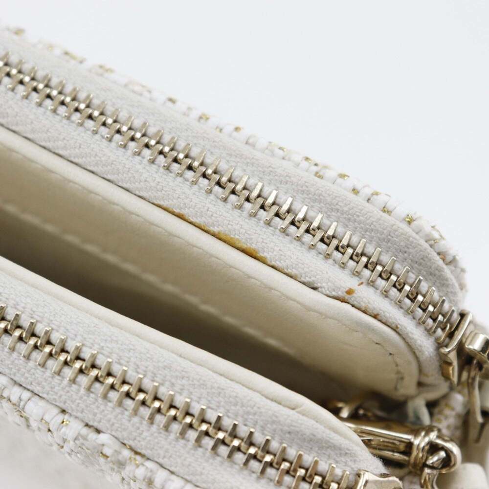CHANEL White Deauville Shoulder Bag - Picture 8 of 16